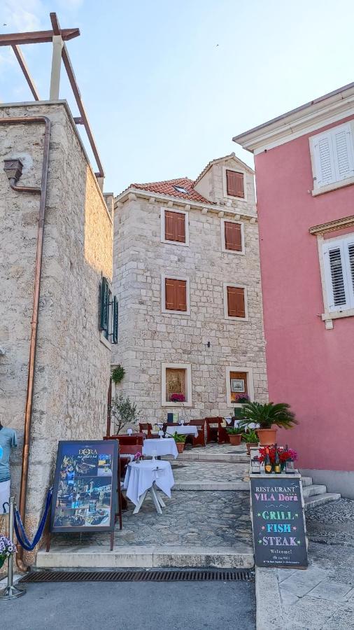 Sophos Apartment Supetar Exterior photo